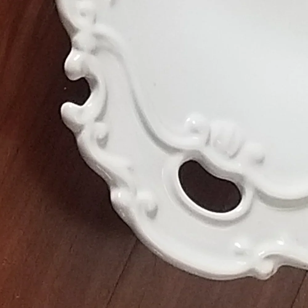 RARE LG IBORBONE ITALY WHITE LEMON FLORAL SERVING DISH SALAD CENTERPIECE BOWL